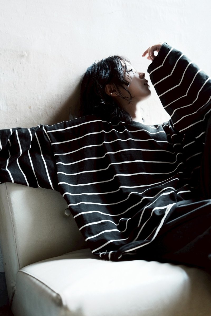 日质笔记天竺棉不收边长袖 - 2色 - 黑 - 女装 T 恤 - 棉．麻 黑色