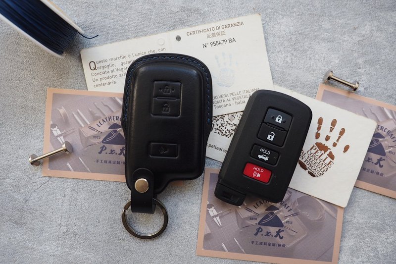丰田TOYOTA车钥匙套 纯手工牛皮 定制化刻字礼物 颜色款式可订制 - 钥匙链/钥匙包 - 真皮 多色