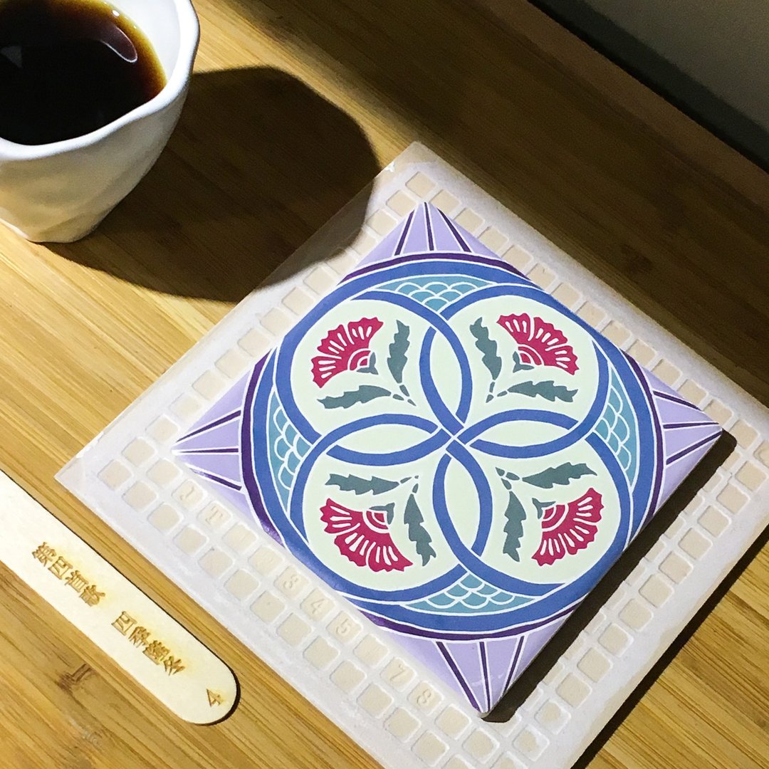04四季隆冬 花砖吸水杯垫 (台湾花签#04) - 杯垫 - 陶 紫色