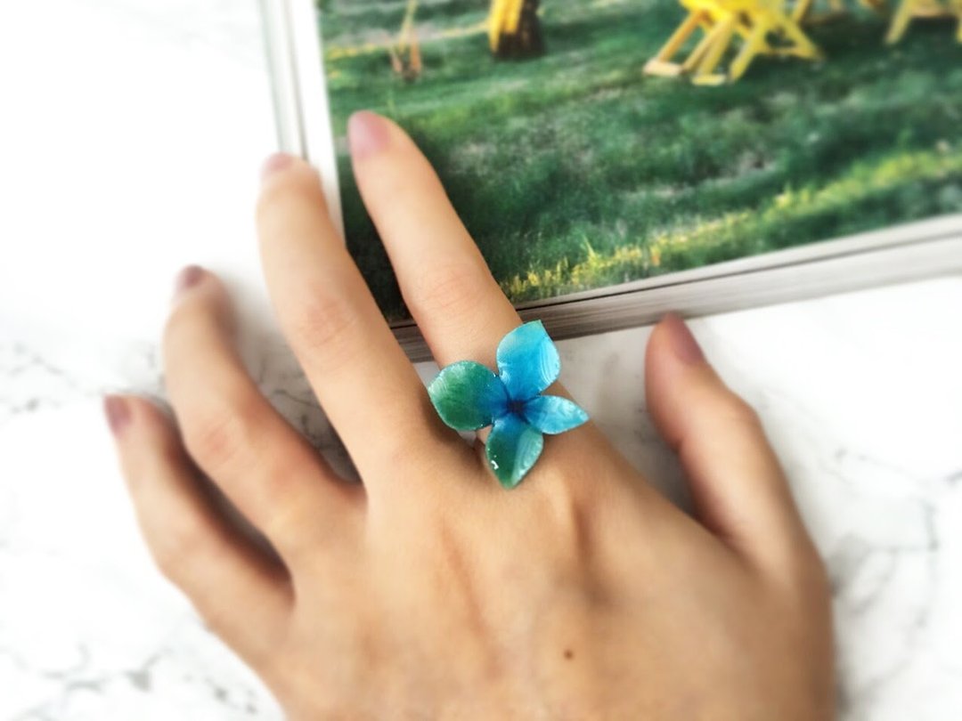 Bluegreen Hydrangea Ring, Dainty Gold-Tone Ring, BH04 - 戒指 - 其他材质 蓝色