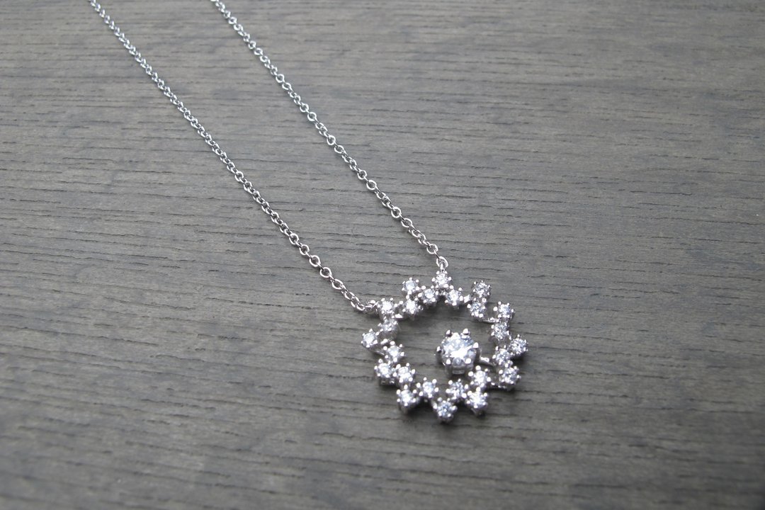 CD Bijoux 纯银轻珠宝-雪花项链 - 锁骨链 - 其他金属 银色