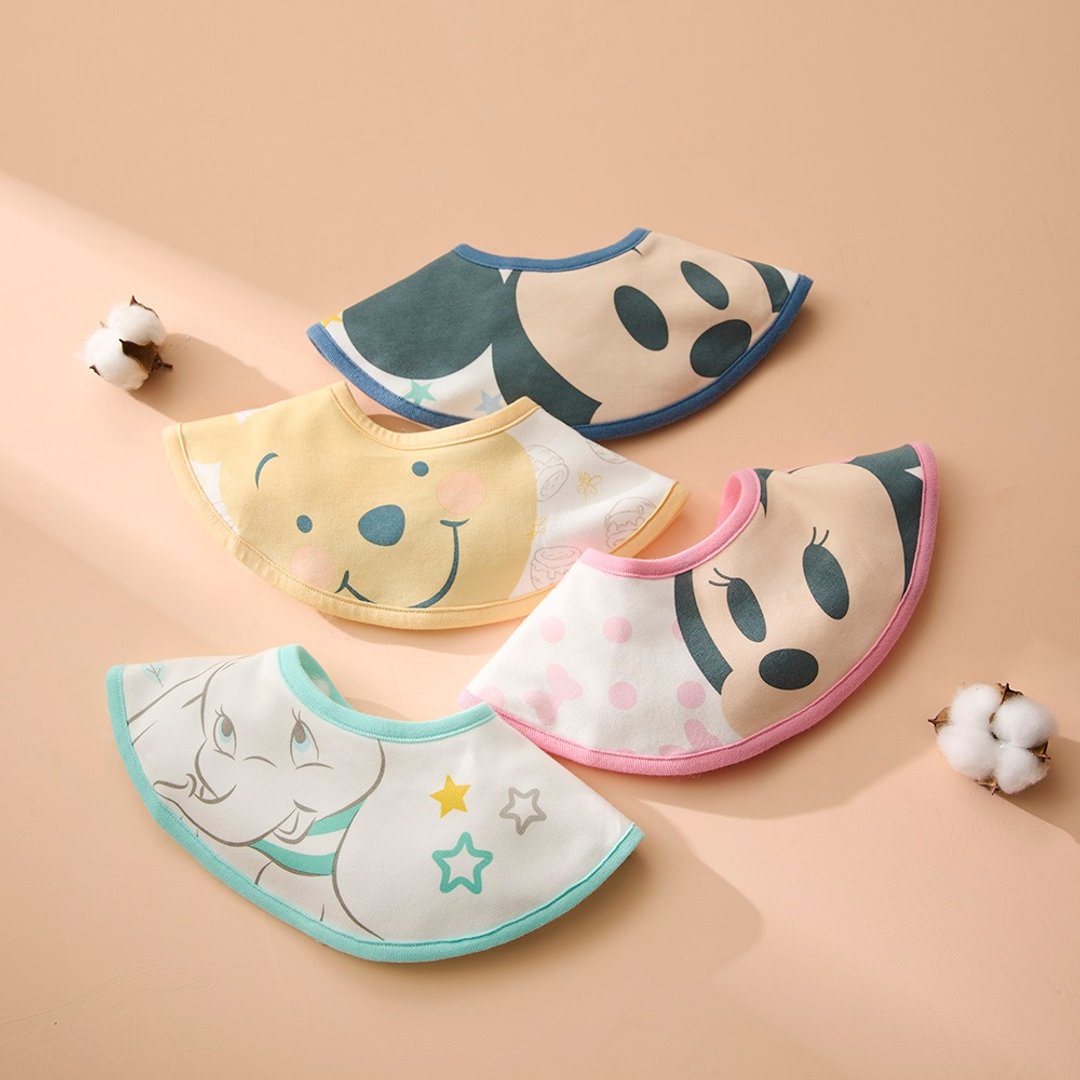 【Baby City娃娃城】迪士尼造型圆围兜(多款任选) - 围嘴/口水巾 - 其他材质 多色