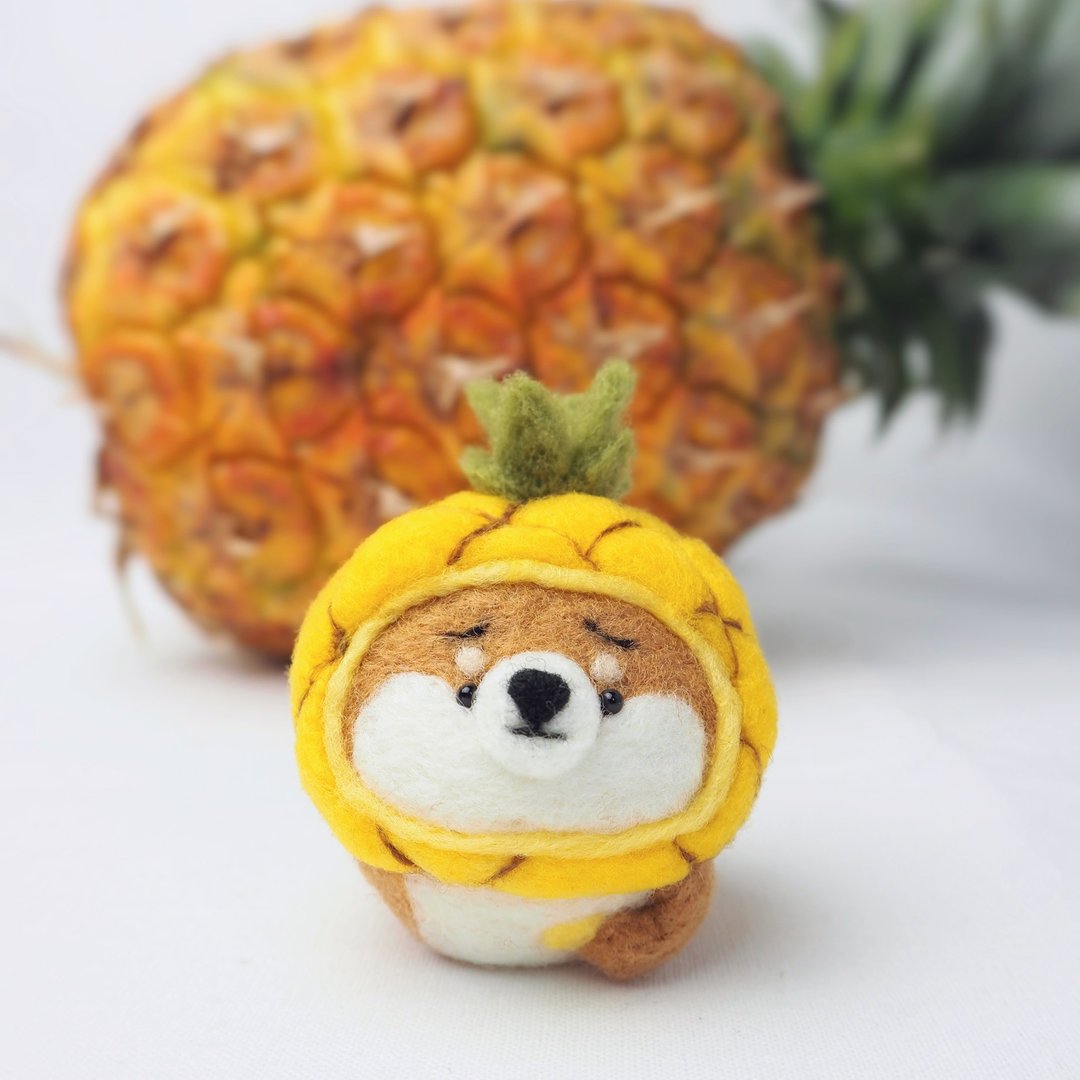 可以变成凤梨的麻友柴犬（红柴犬、黑柴犬、白柴犬）羊毛毡 - 摆饰 - 羊毛 黄色