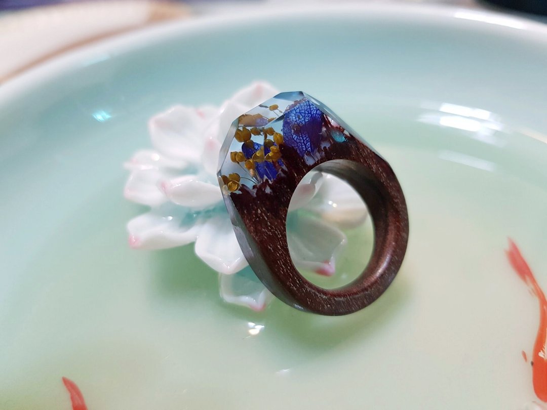 蓝调黄花 原木手作系列 木头戒指 可作项链坠 附绑绳银坠头 - 戒指 - 木头 咖啡色