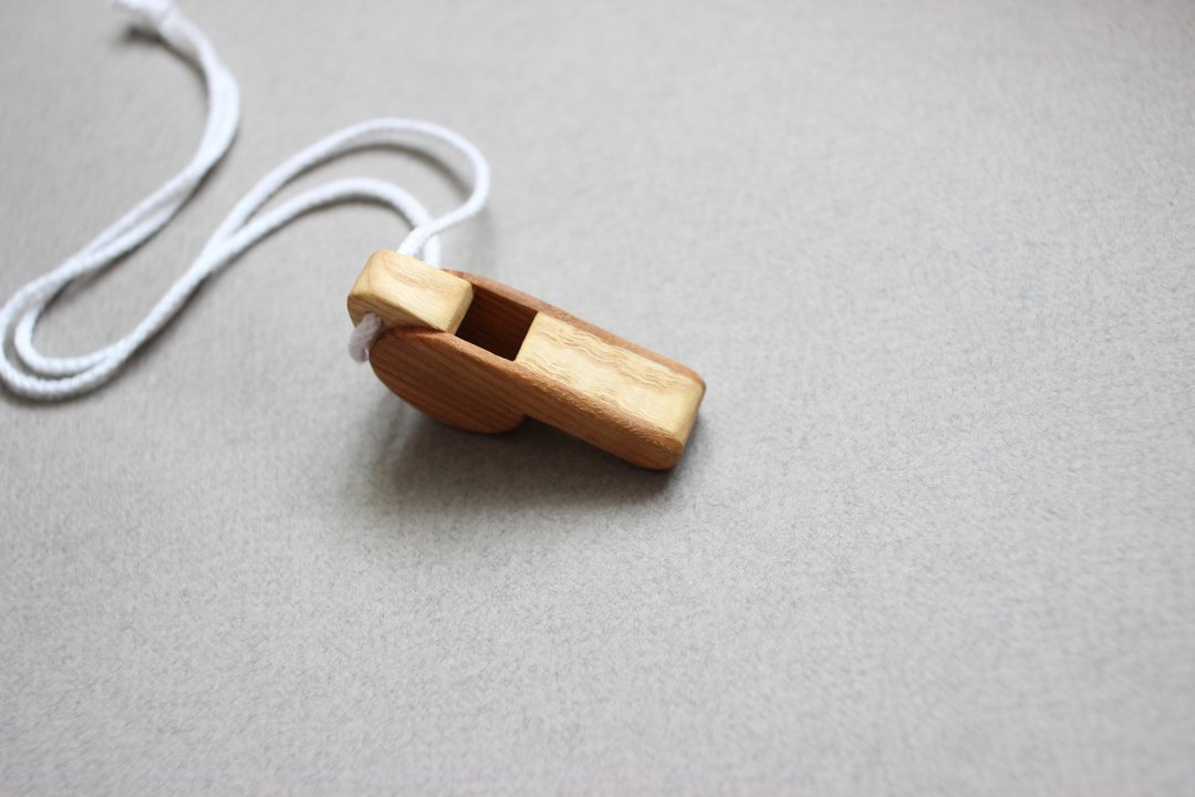 Wooden whistle - 玩具/玩偶 - 木头 咖啡色