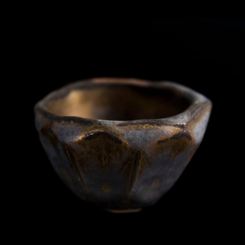 古铜金系列 // 钻石切角手工盆、陶盆、花器、盆器 – 金属色 - 植栽/盆栽 - 陶 金色