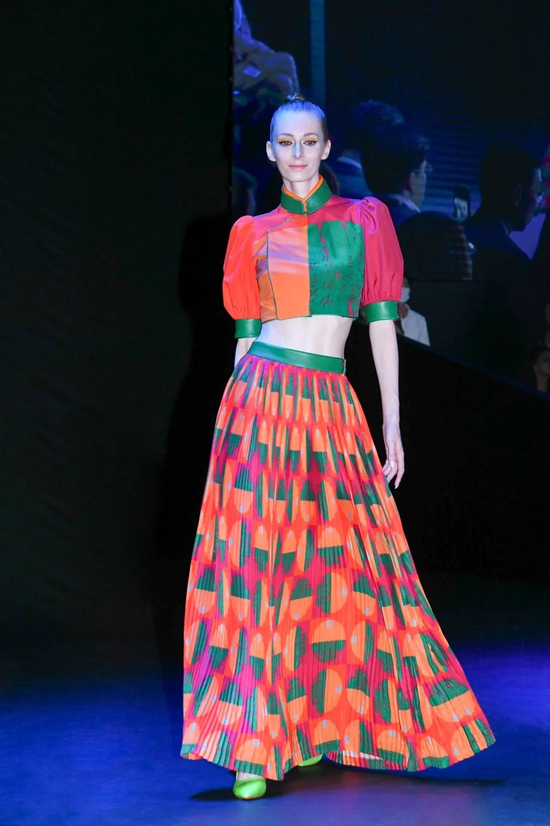 【花雨】香港艺术馆IP联乘经典长衫款真丝半身长裙|港风新中式 - 裙子 - 丝．绢 橘色