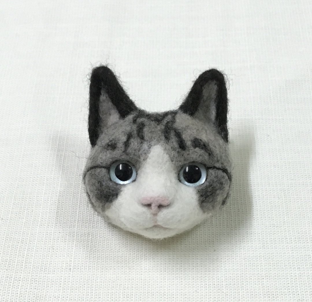 【可定制】 羊毛毡 手作 拟真 宠物 短毛猫咪 别针 - 胸针 - 羊毛 多色