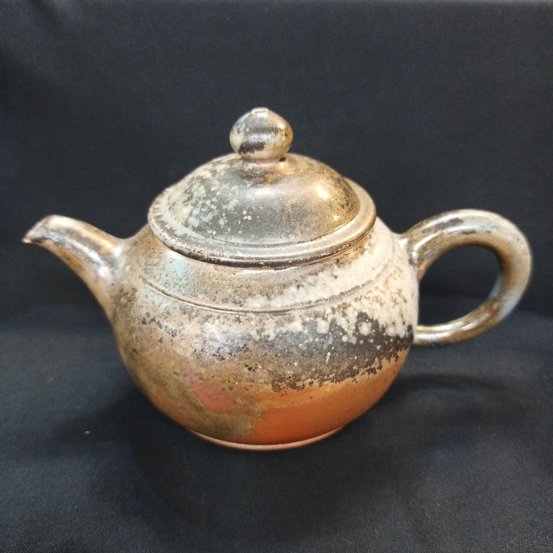 柴烧手拉胚茶壶金银彩 - 茶具/茶杯 - 陶 金色