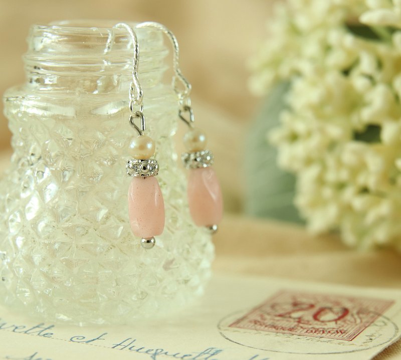 日本珍珠 粉红/奶白玻璃珠 2色任择 日本金属配件耳O - 耳环/耳夹 - 琉璃 粉红色