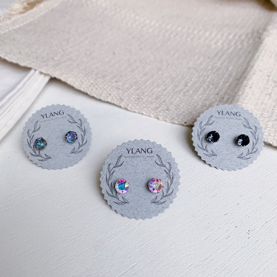 YLANG【简单 】6爪单钻贴耳针 Swarovski水钻 (医疗钢针) - 耳环/耳夹 - 不锈钢 多色