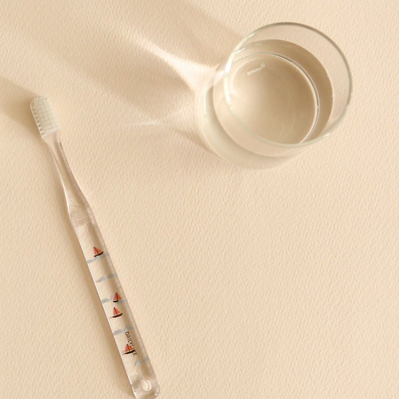 北欧系晶莹剔透牙刷V2-05 帆船,E2D14063 - 牙刷/口腔清洁 - 塑料 透明