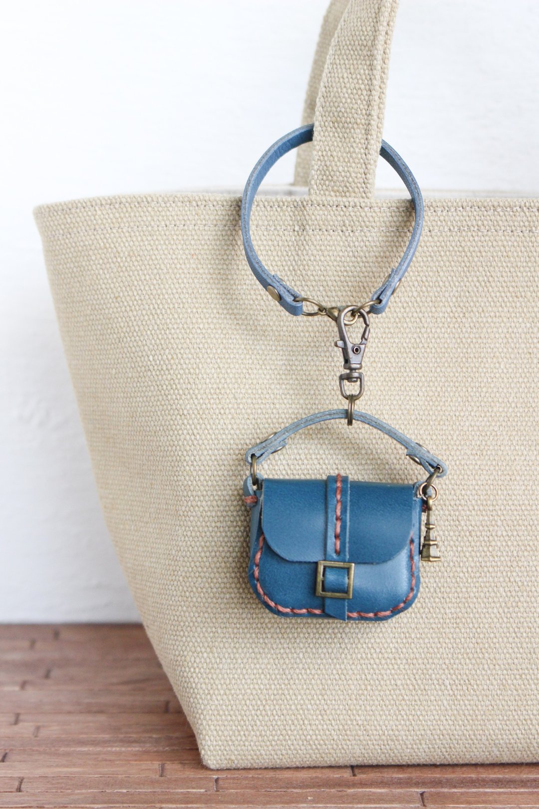 【订制商品】 Tochigi Leather 迷你包 吊饰 / 挂绳组 (海军蓝) - 吊饰 - 真皮 蓝色