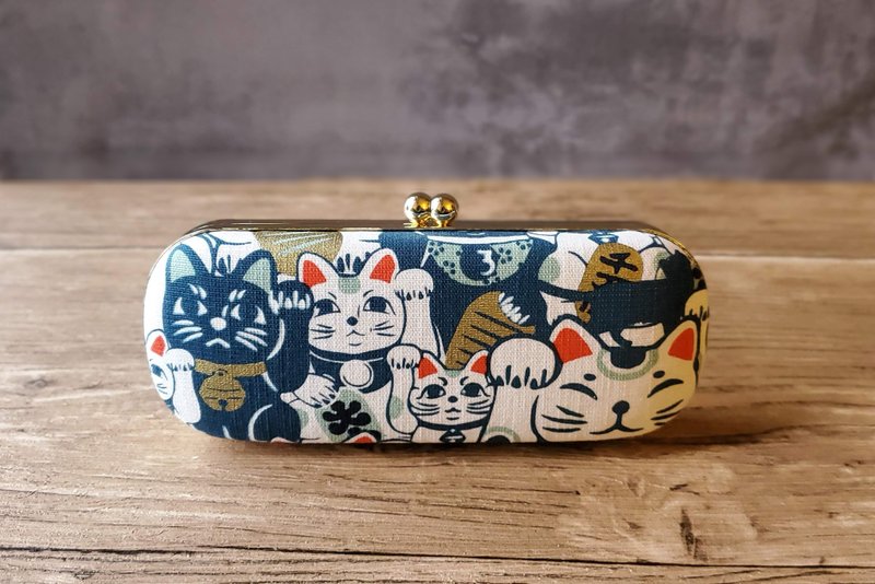 吉祥 招财猫 眼镜盒 口金盒 笔盒 口金眼镜盒 猫咪 - 眼镜盒/眼镜布 - 棉．麻 