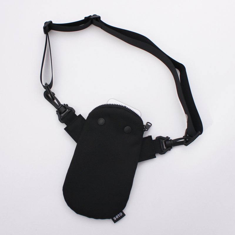 seto / creature bag / iPhone case / small bag / Mame-sagari / Black - 侧背包/斜挎包 - 聚酯纤维 黑色