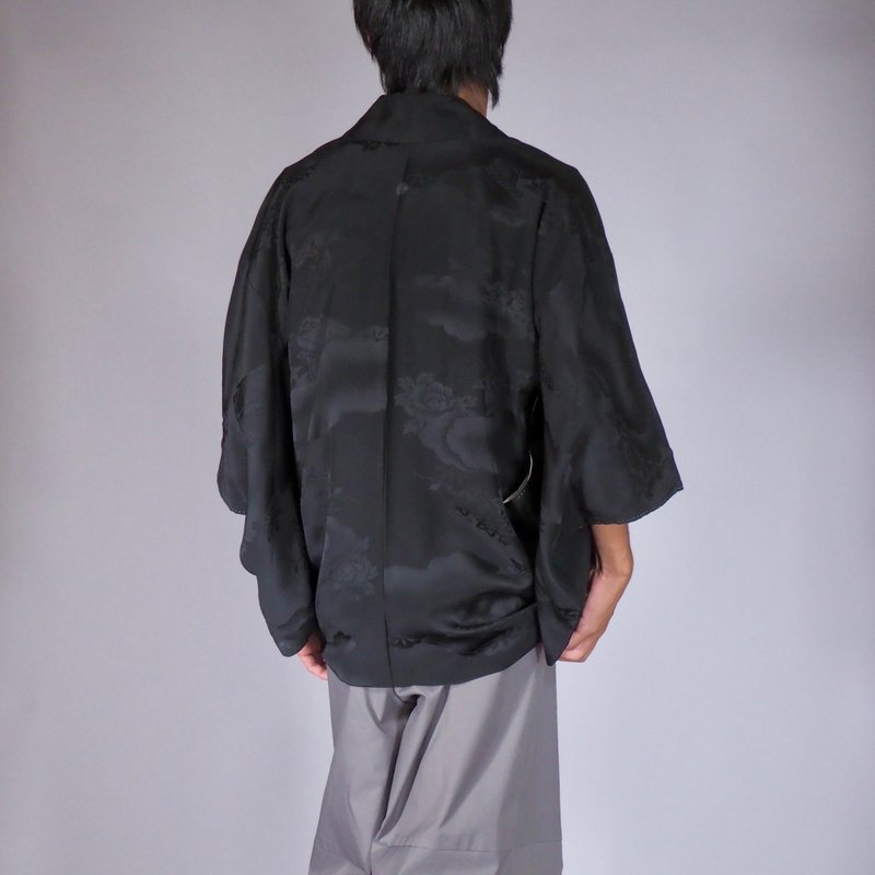 【日本制造】羽织、复古和服、日本和服、男女皆宜的时尚、侘寂 - 男装外套 - 丝．绢 黑色