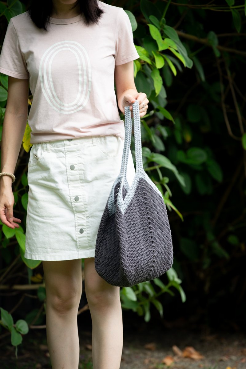 双色编织渡假包 (深色) - 手提包/手提袋 - 棉．麻 灰色