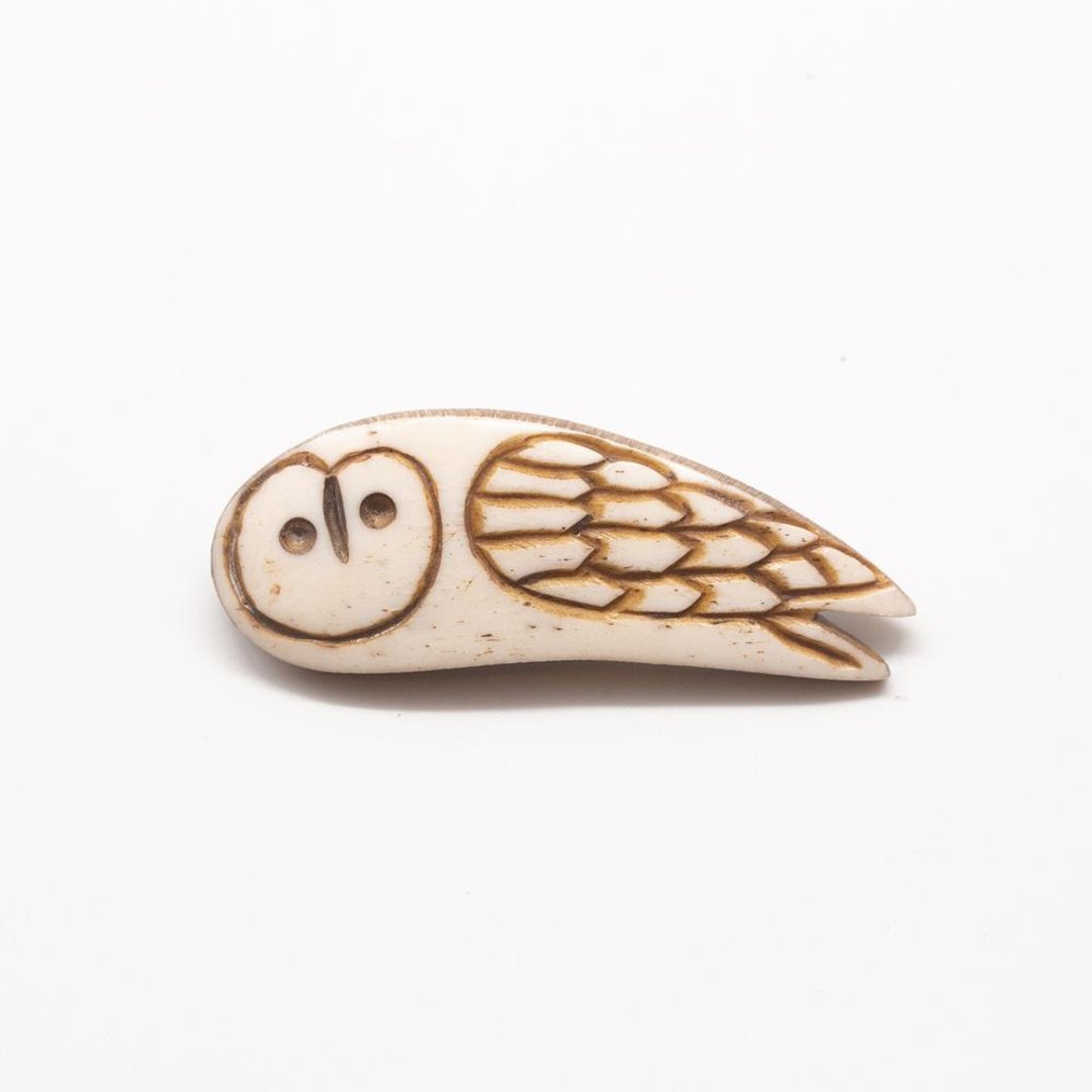 Buffalo Bone Brooch / Owl White - 胸针 - 环保材料 