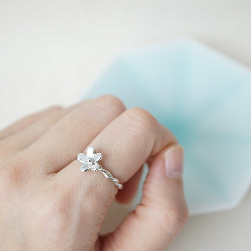 藤蔓中的小花戒指-纯银款 - 戒指 - 纯银 银色