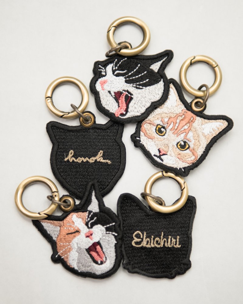 打欠的猫 刺绣钥匙圈 可刻名 honok - 钥匙链/钥匙包 - 聚酯纤维 