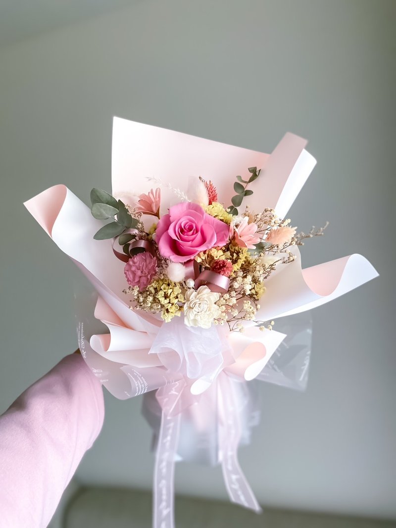 浪漫粉色韩式花束 永生花 情人节花束 告白 求婚 - 干燥花/捧花 - 植物．花 