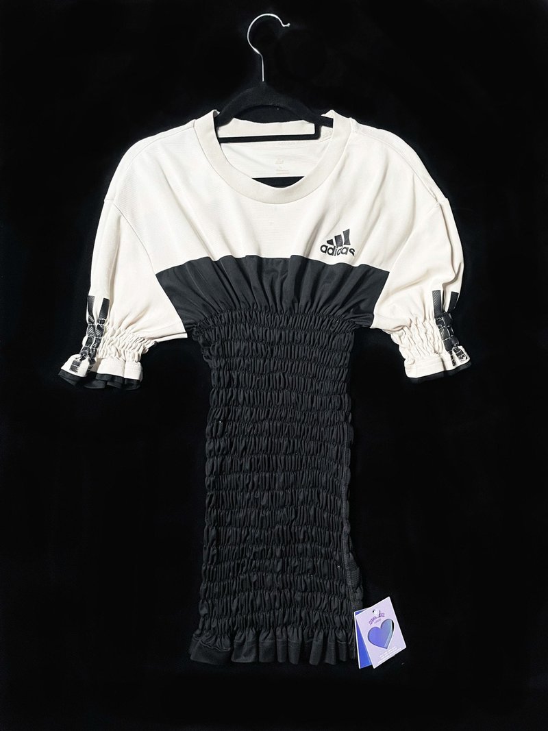 REGETHER 古着改制 adidas 长版版松紧足球球衣 03 - 女装 T 恤 - 聚酯纤维 黑色