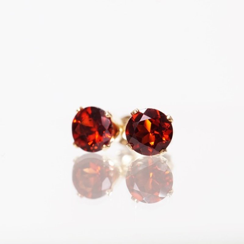 Garnet 6mm 14KGF Stud Earrings Gertrude - 耳环/耳夹 - 宝石 