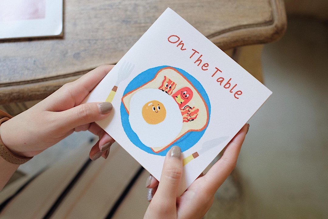 On The Table - 刊物/书籍 - 纸 