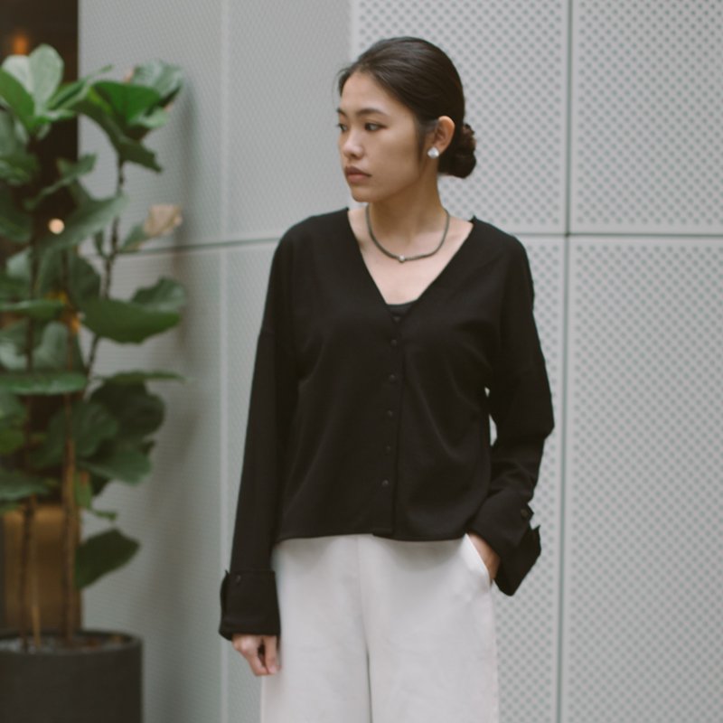 SAMEDi - 不收边开襟上衣-黑【毕业礼物】 - 女装上衣 - 其他人造纤维 黑色