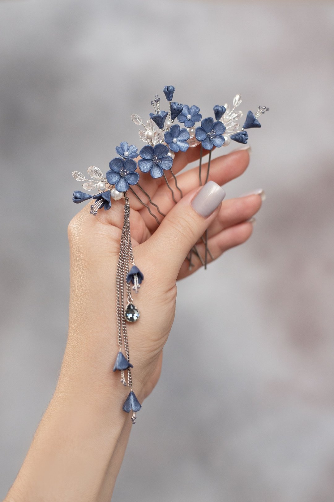 Dusty blue set of hair pins, Wedding floral hair piece, Bridal pearly headpiece - 发饰 - 珍珠 蓝色
