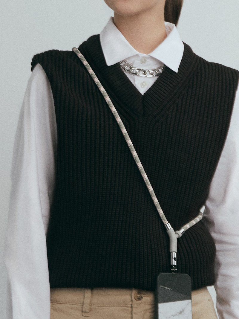 Yoggle Pro2 手机侧背带 可换绳【原创设计】灰粉红色The McQueen - 挂绳/吊绳 - 棉．麻 粉红色