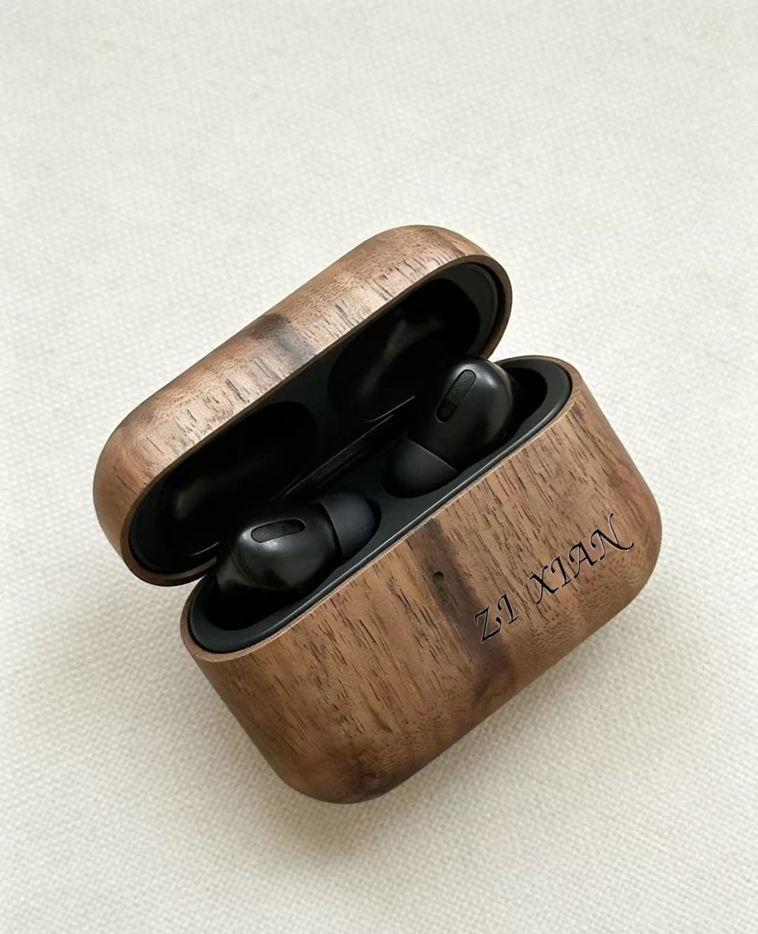 胡桃木耳机保护实木质airpods4pro2免费刻字 - 耳机收纳 - 木头 咖啡色
