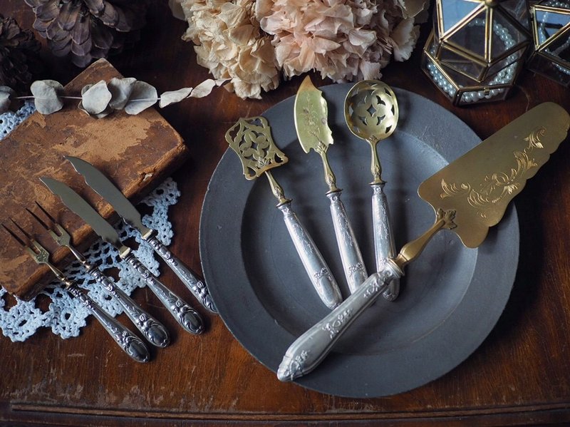 法国古董纯银餐具组 共16件 - 餐刀/叉/匙组合 - 纯银 