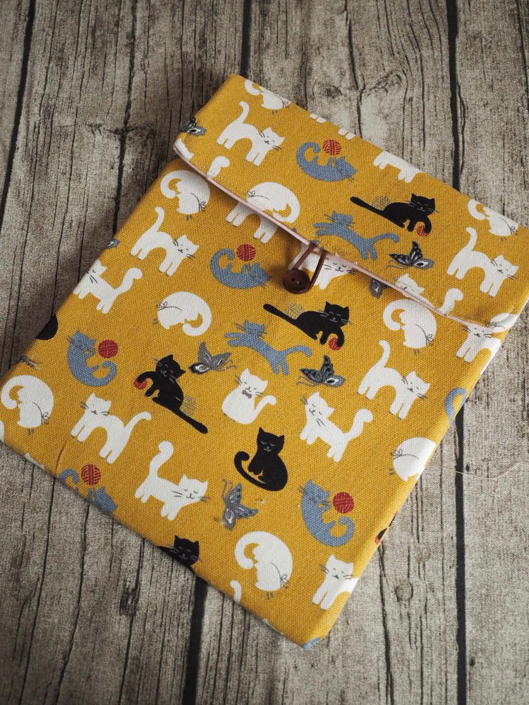 英国制作 姜黄猫猫玩毛球 switch ipad macbook 电脑保护套 - 电脑包 - 棉 黄色