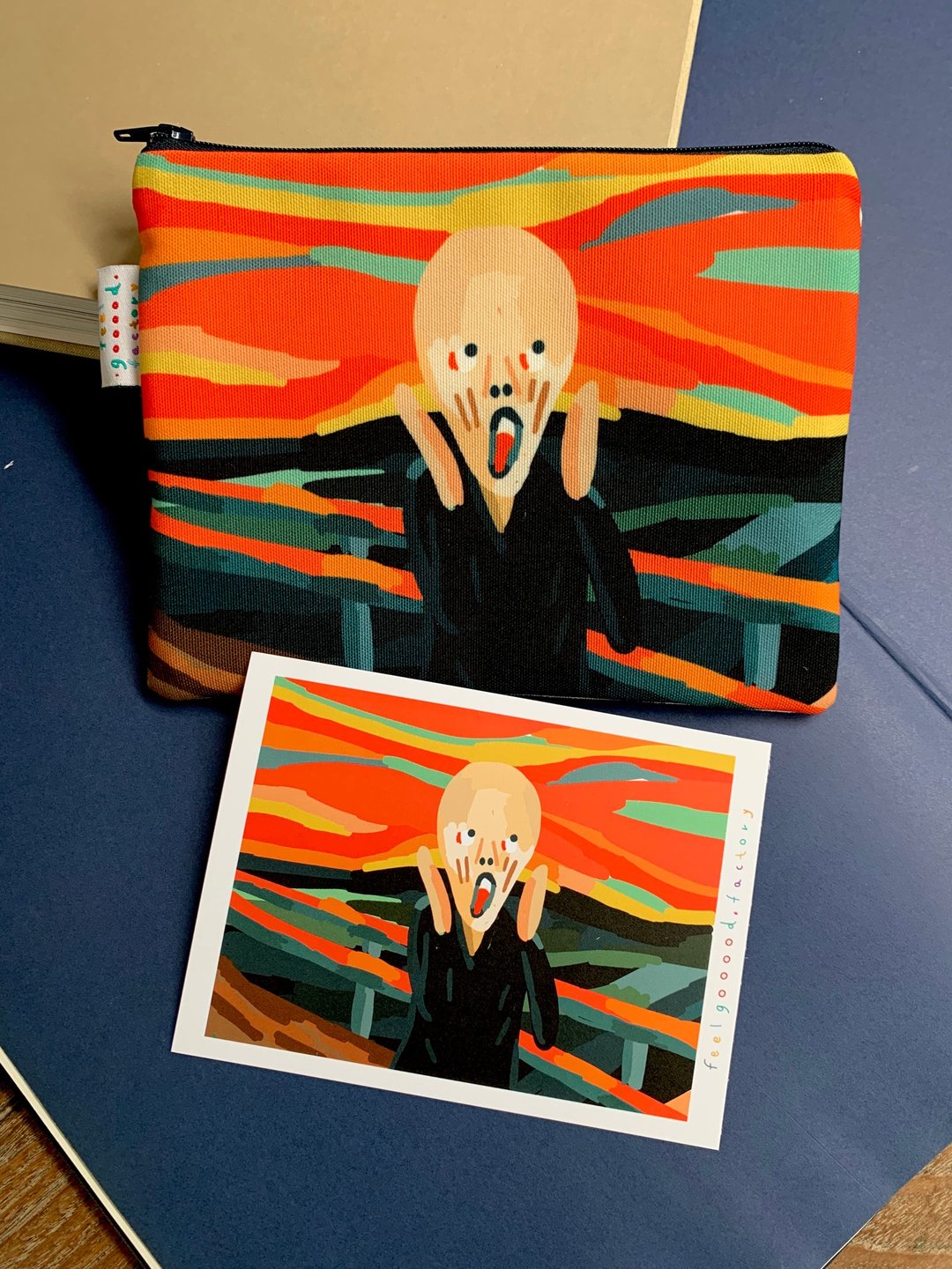 Canvas Pencil Case  ( The Scream ) with Postcard - 铅笔盒/笔袋 - 棉 红色