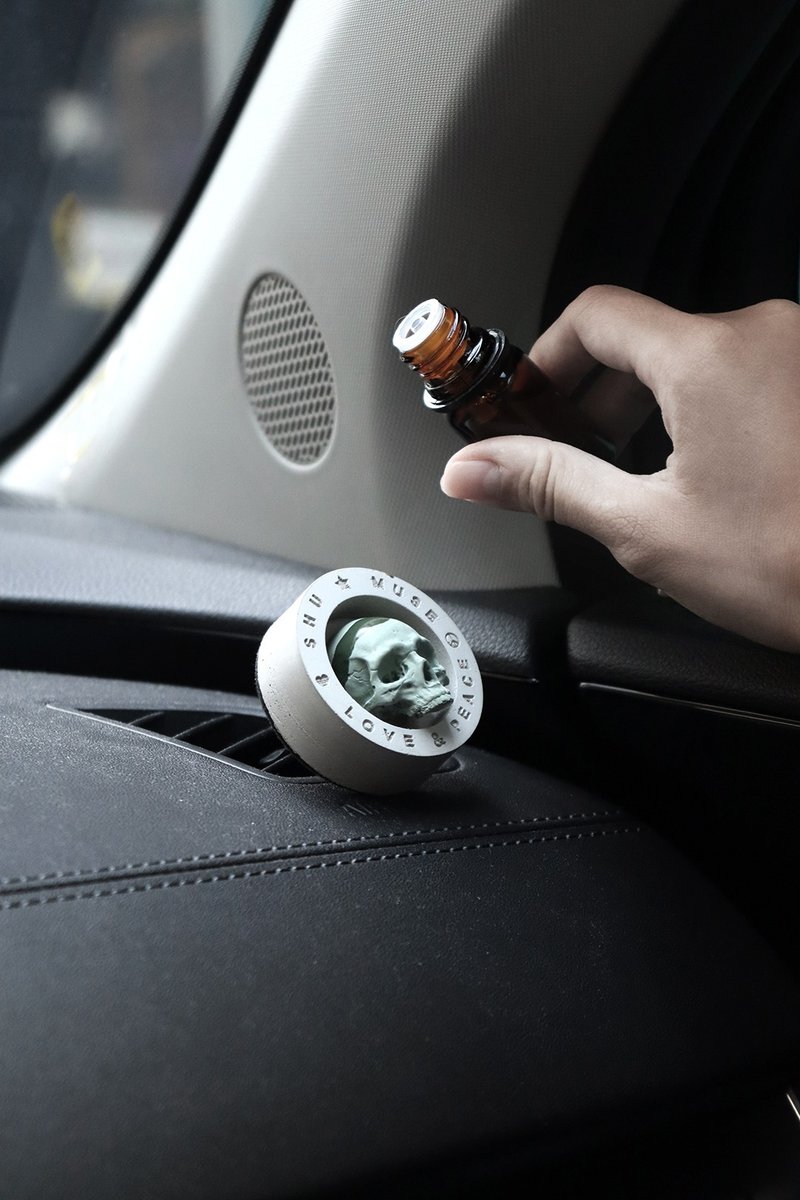 曙MUSE 骷髅车用水泥扩香 轿车 扩香石 疗愈 车载香氛 - 香薰/精油/线香 - 水泥 灰色