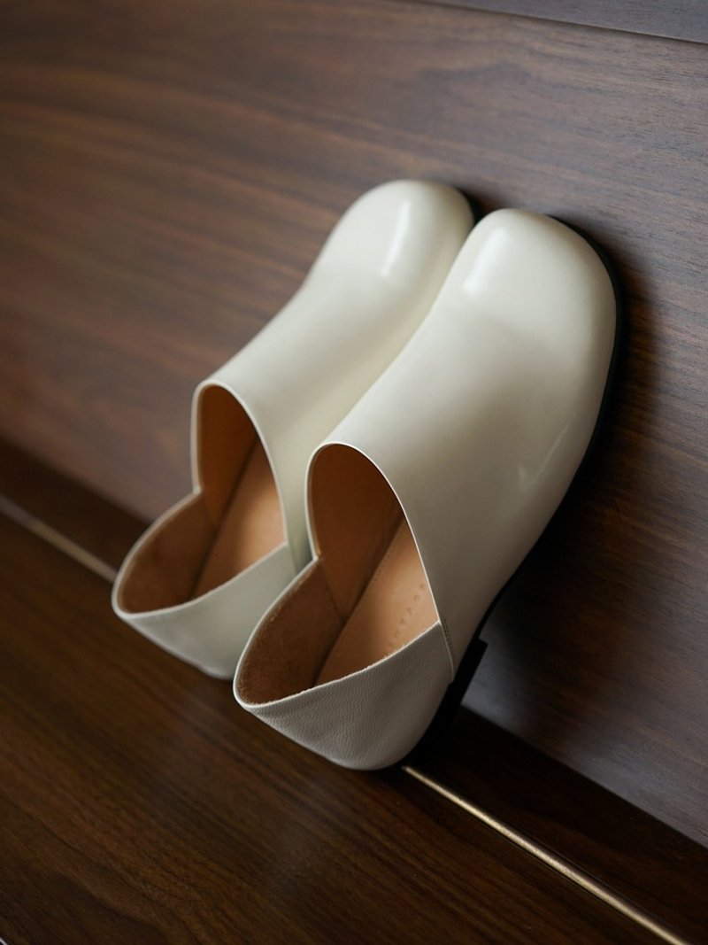 开边珠牛皮 / 踩跟懒人鞋 / 手工製 - 其他女款皮鞋 - 真皮 多色