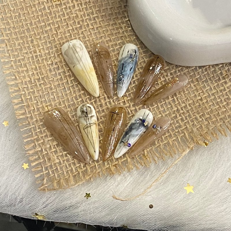 Nail arts/Press on nails/handmade 手工美甲 穿戴甲 拉线宫庭典 - 其他 - 其他材质 