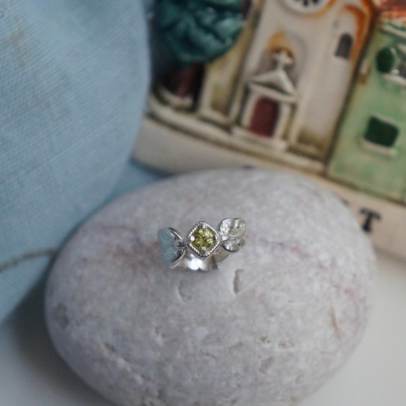 蕨类生日石 耳骨夹 925银 - 耳环/耳夹 - 纯银 