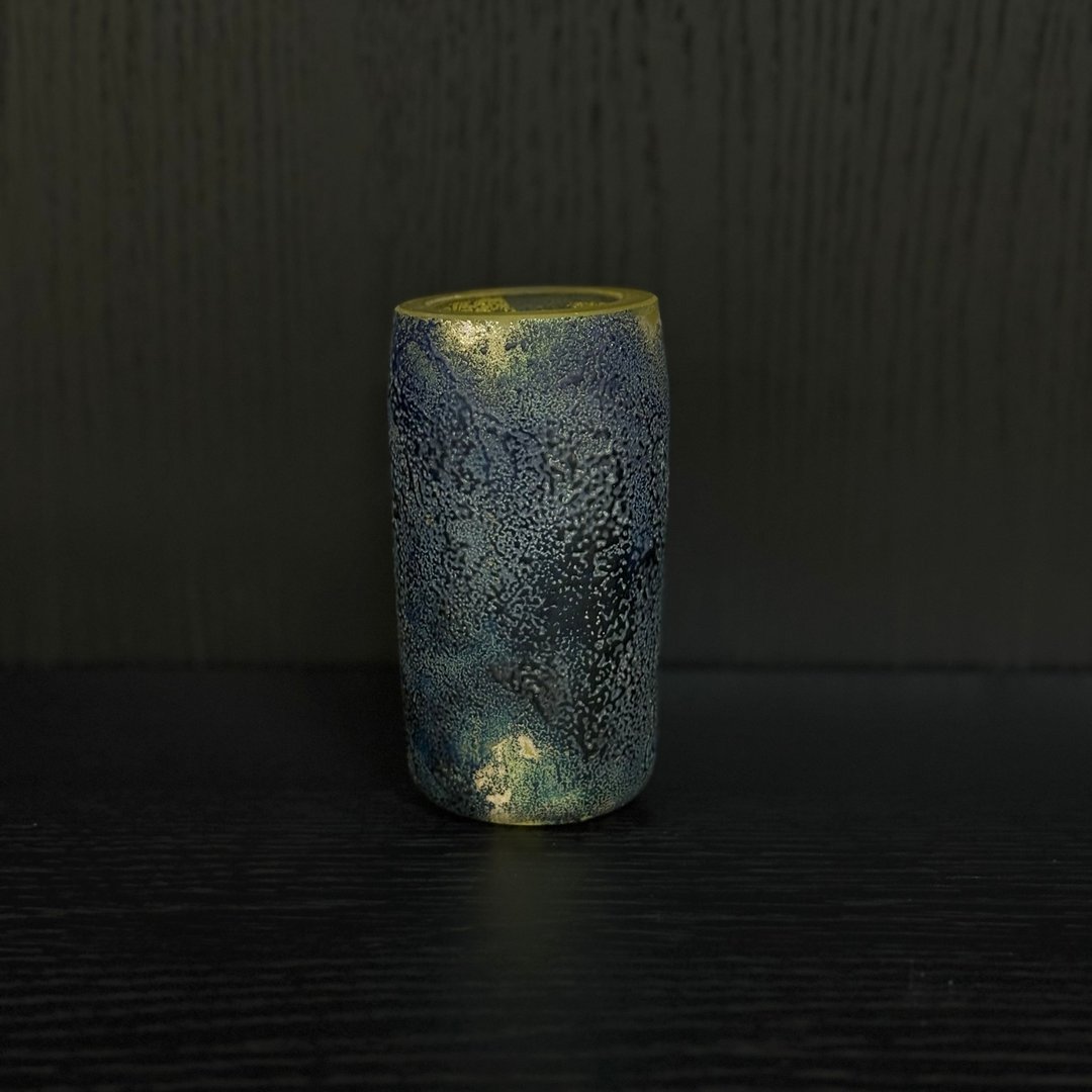 黯曜柱身玻璃花瓶 - 摆饰 - 玻璃 