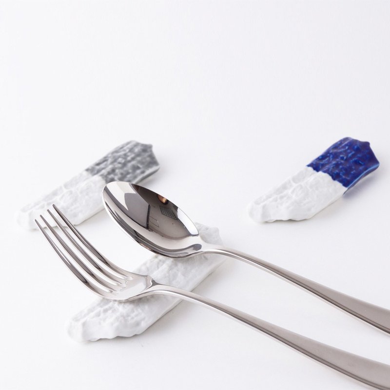 KIHARA TOUSEKI 原石 筷架组 E - 筷子/筷架 - 瓷 白色