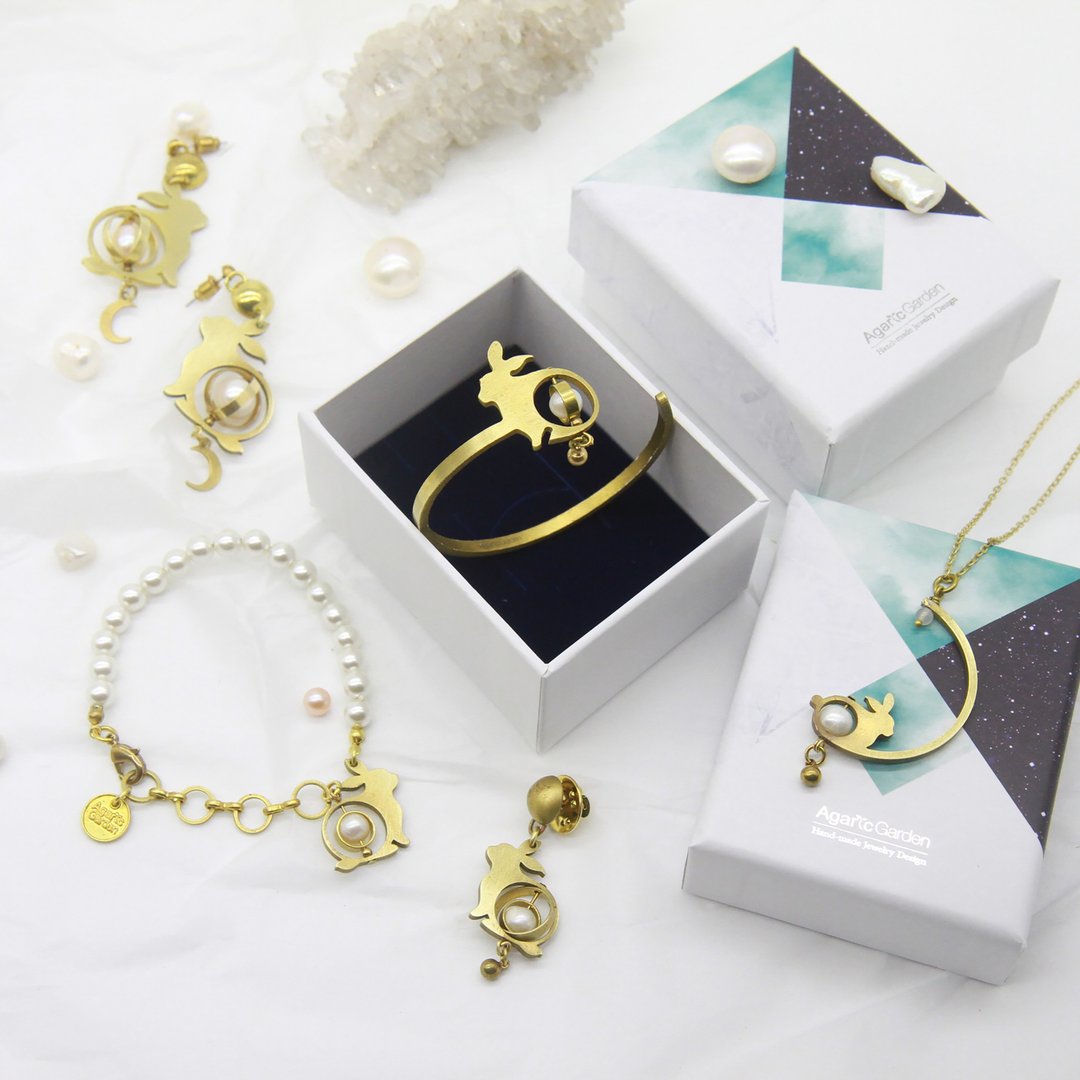 新年福袋 玉兔珍珠饰品多件组合 Pearl Bunny Lucky bag - 手链/手环 - 铜/黄铜 