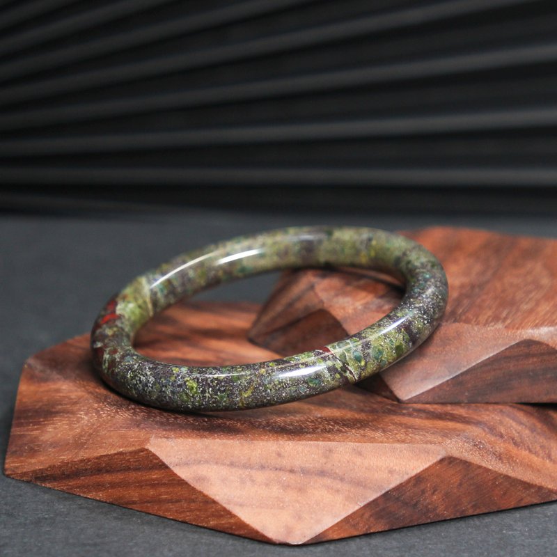 龙血石手镯59+MM稀有血玉髓手环三月诞生石暗绿飘红血星石手链 - 手链/手环 - 半宝石 