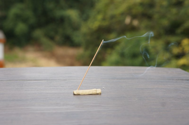 手工黄铜竹节香插 - 香薰/精油/线香 - 铜/黄铜 金色