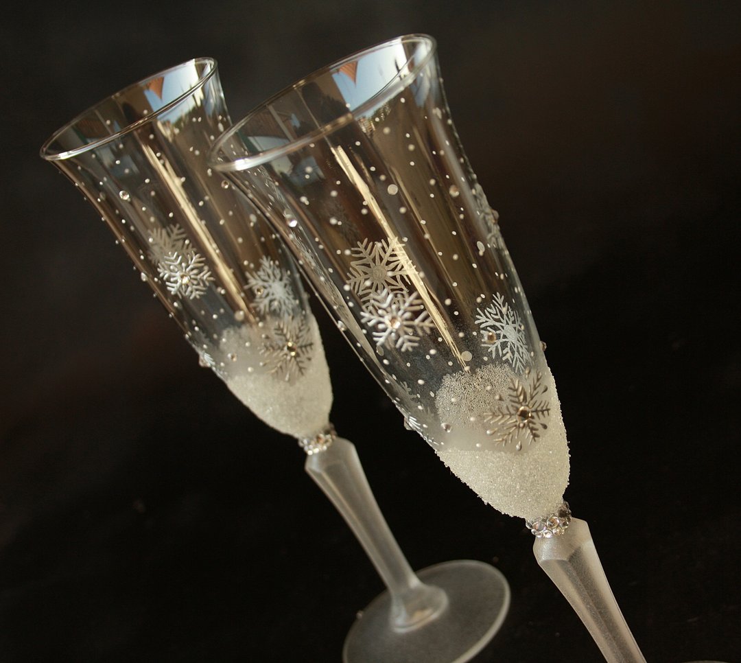 Winter Wedding Champagne Glasses, Snowflakes, Hand-painted, set of 2 - 酒杯/酒器 - 玻璃 银色