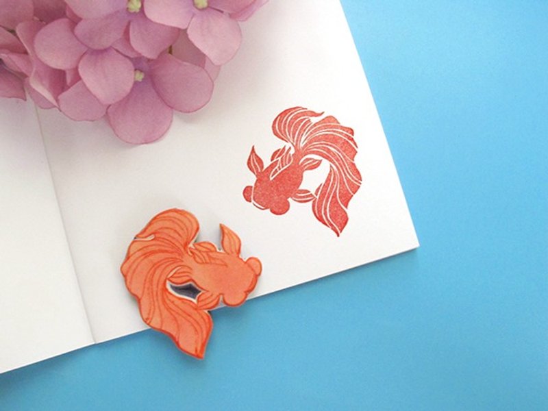 Apu手工章 唯美金鱼印章 阴影款 - 印章/印台 - 橡胶 