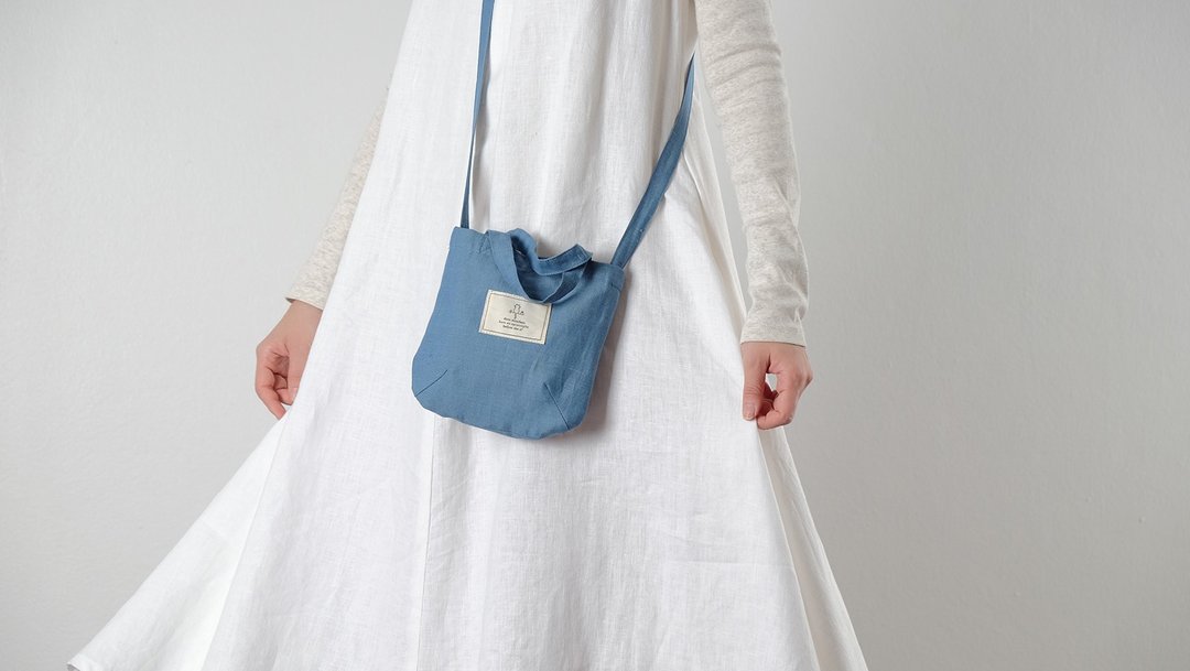 Mini True Blue Linen Sling Bag - 侧背包/斜挎包 - 棉 蓝色