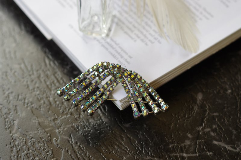 -古董Vintage 银色 AB北极 极光 莱茵石 扭结  别针 胸针 b214 - 胸针 - 其他金属 银色