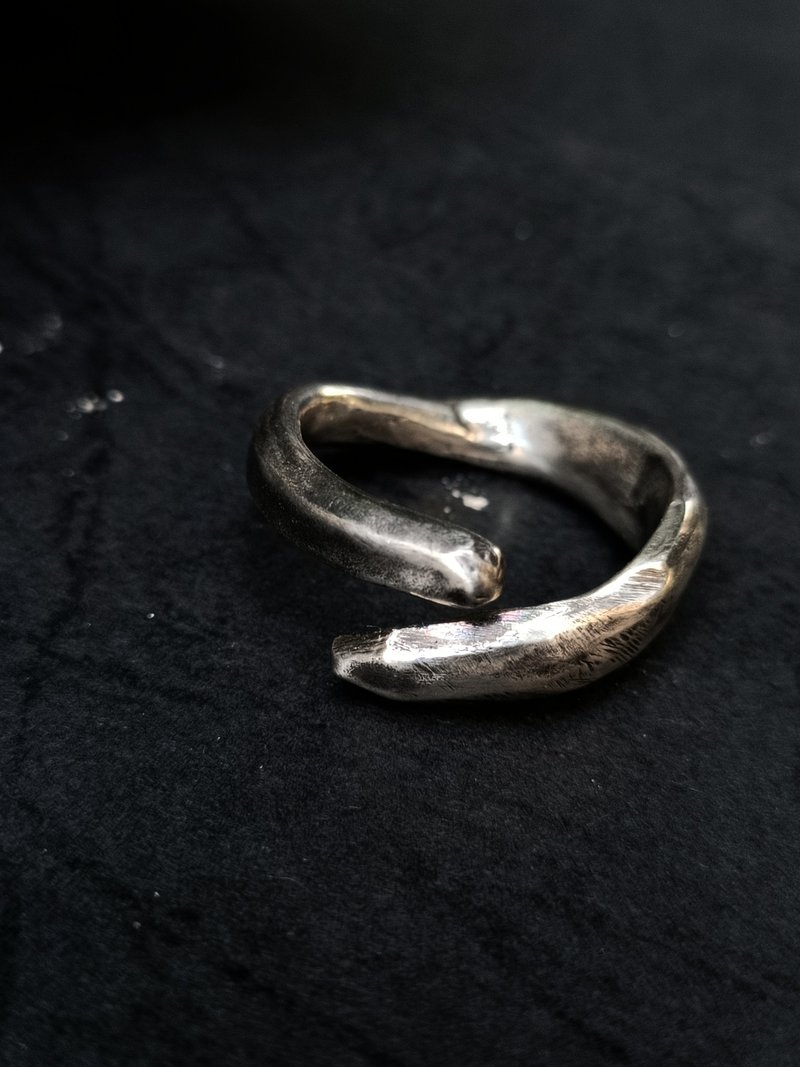 波浪造型银戒指 - 戒指 - 银 银色