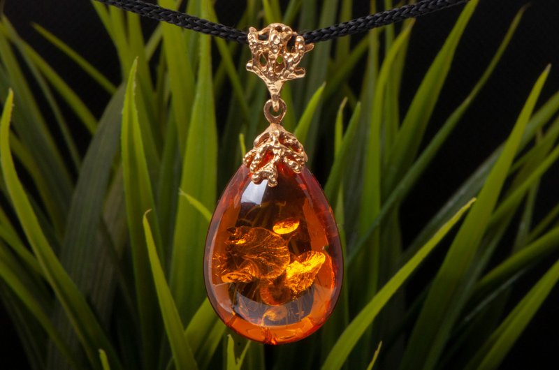 奢华蜂蜜琥珀吊坠 | 手工波罗的海琥珀首饰 | 优雅镀金女士项链及 - 项链 - 半宝石 金色